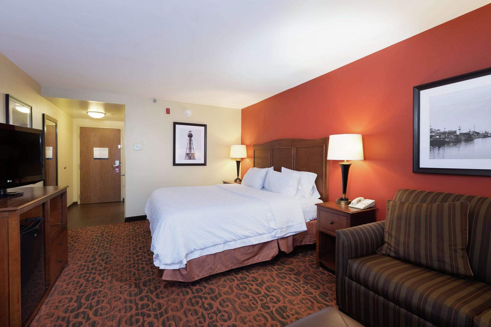 Hampton Inn Гоума Екстер'єр фото