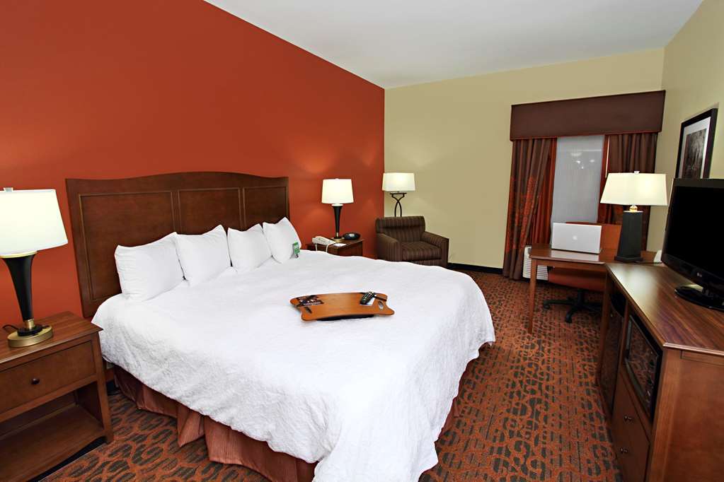 Hampton Inn Гоума Номер фото