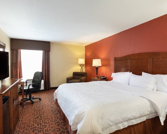 Hampton Inn Гоума Екстер'єр фото